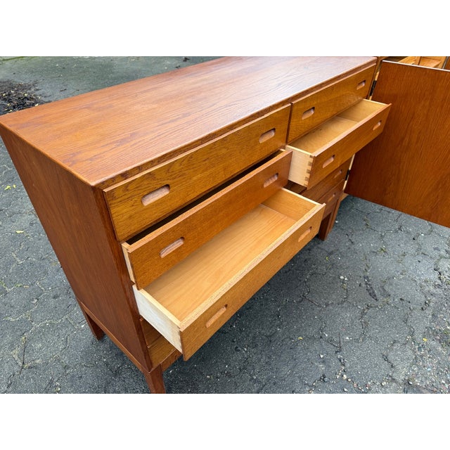 Mid-Century Danish Teak & Oak Chest of Drawers by Børge Mogensen for C.M. Madsen for FDB, 1960s For Sale - Image 6 of 7