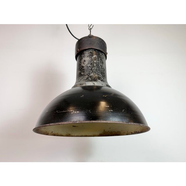 Metal Large Industrial Black Factory Pendant Lamp with Cast Iron Top from Elektrosvit, 1950s For Sale - Image 7 of 18