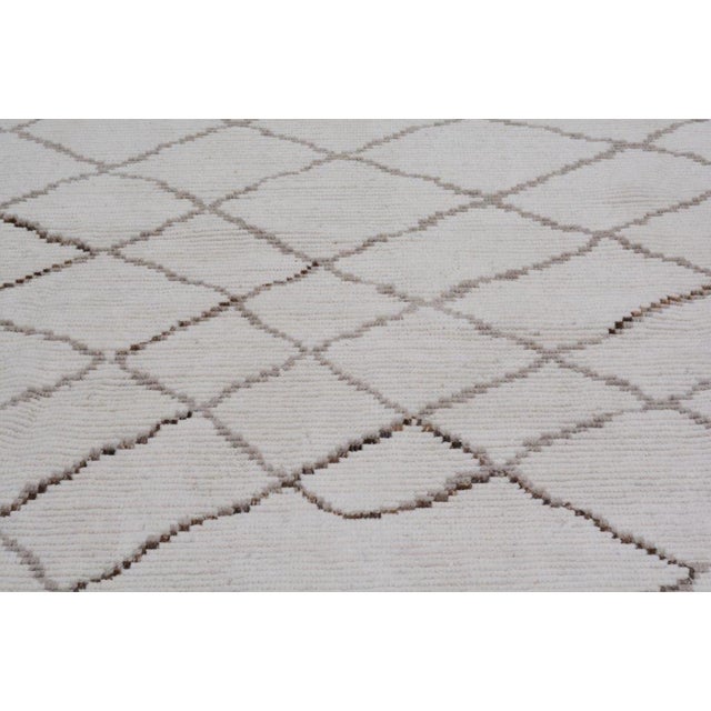 Contemporary Early 21st Century Moroccan Beni Ourain Hand Knotted Rug With Organic Wool and Soft Texture,9'X12'2" For Sale - Image 3 of 6