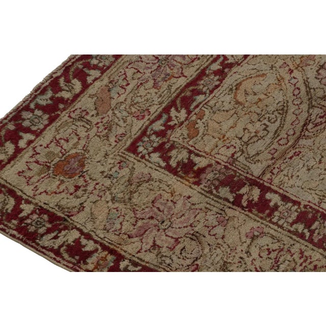Late 18th Century Antique Agra Rug With Geometric Patterns in Brown and Red For Sale In New York - Image 6 of 7