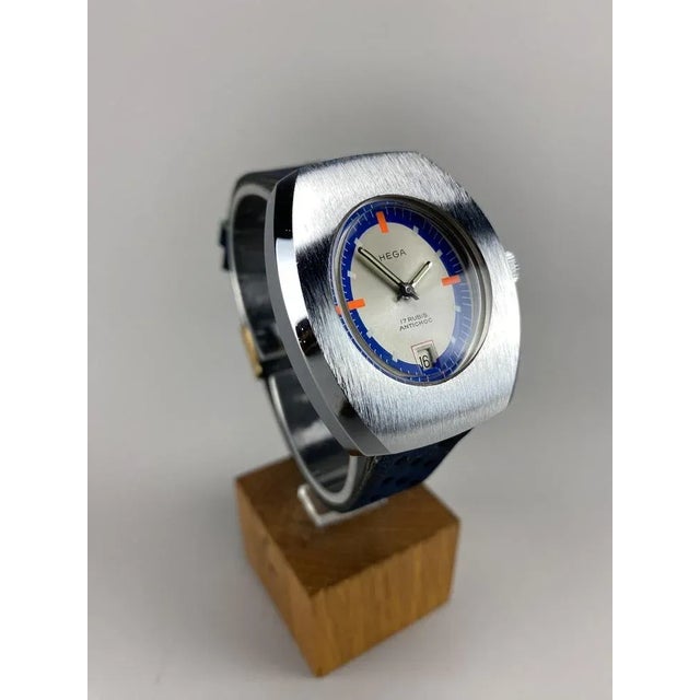 Swiss Hega Mechanical Wristwatch, 1970 For Sale - Image 10 of 10