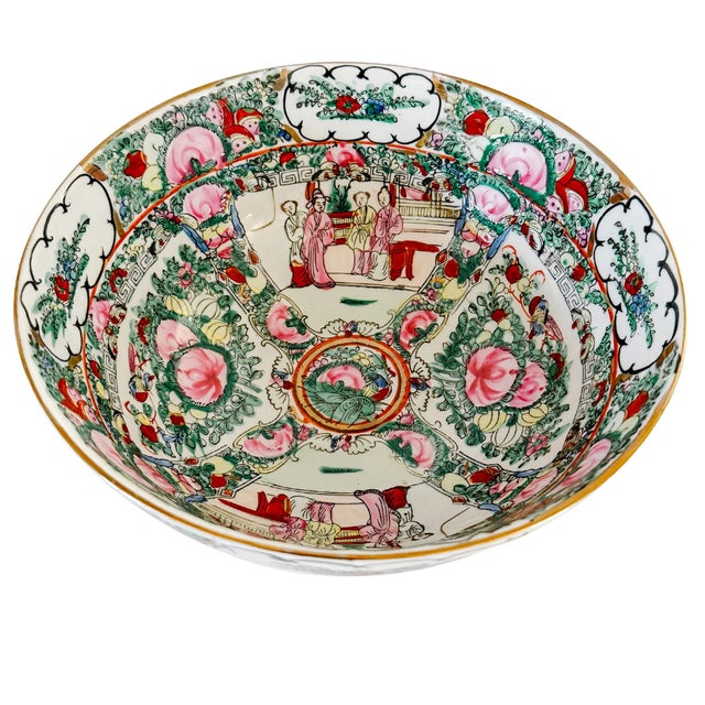 Beautiful vintage Chinese export porcelain punch bowl featuring traditional Famille Rose decoration in a vibrant Rose...