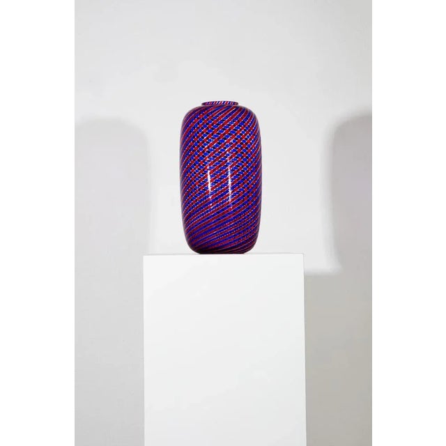 Vase by Paolo Venini for Venini, 1990 For Sale - Image 4 of 4