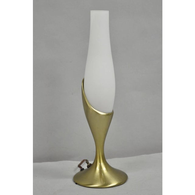 Laurel Lamp Company Vintage Mid Century Modern Brass "Tulip" Table Lamp by Laurel Lamp Co. For Sale - Image 4 of 11