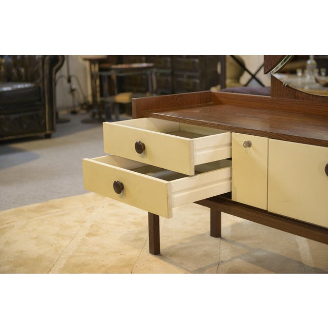 Wenge Wood Dressing Table, 1990s, in Very Good conditions. Designed 1990 to 1999