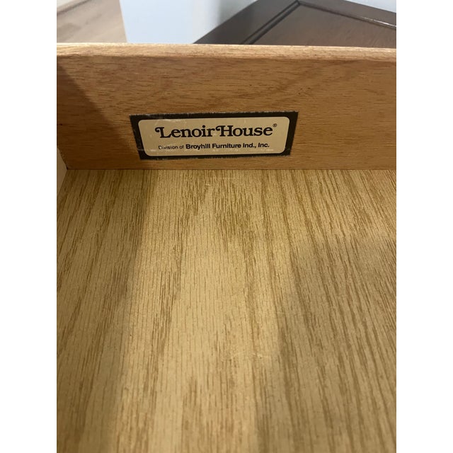 Broyhill Vintage Hollywood Regency End Table With Drawers For Sale - Image 4 of 12