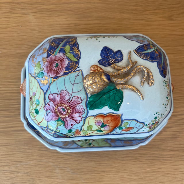 Italian Vintage Mottahedeh Handpainted Italian Tobacco Leaf Tureen For Sale - Image 3 of 7
