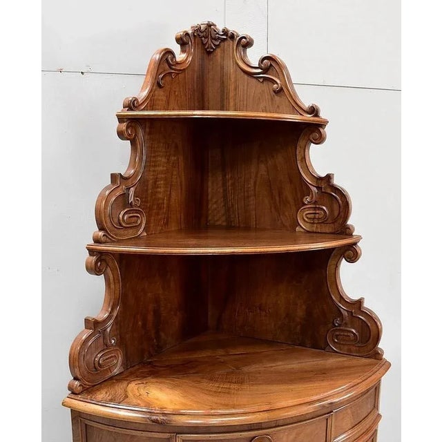 19th Century Walnut Corner Cabinets, Set of 2 For Sale - Image 10 of 18