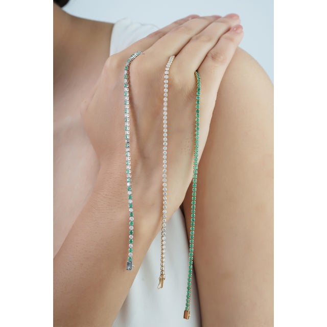 Certified 3.47ct Natural Emerald Tennis Bracelet in 14k Yellow Gold For Sale - Image 10 of 16