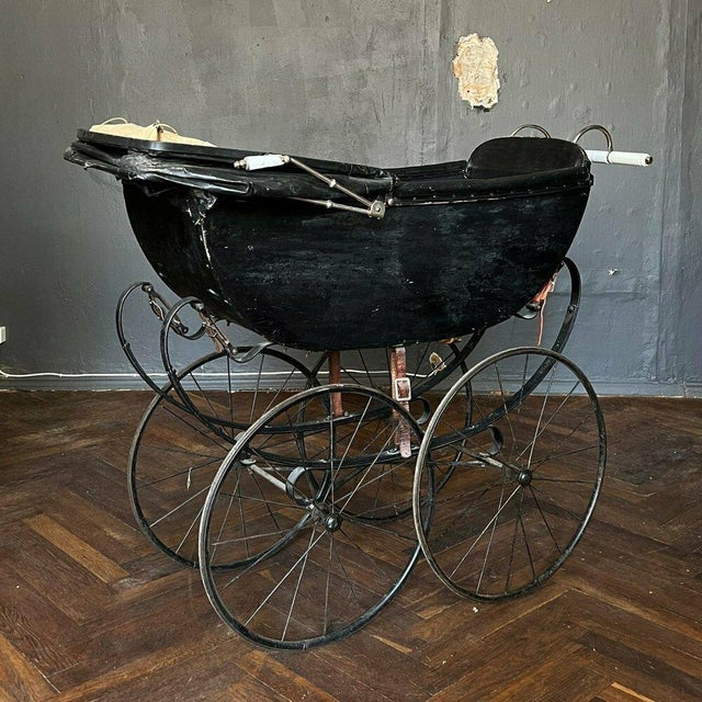 Antique Black Baby Carriage, 1890s For Sale - Image 4 of 11