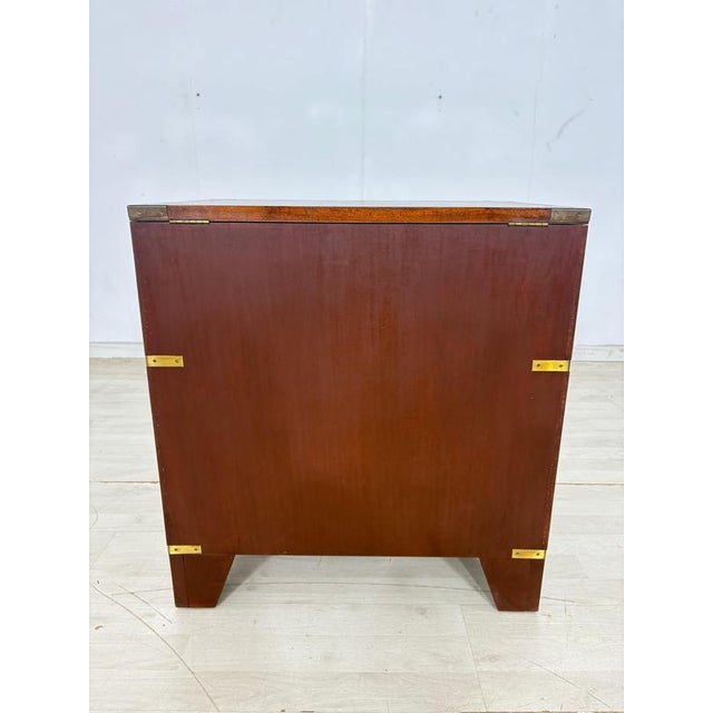 English Chest of Drawers in Mahogany For Sale - Image 9 of 10