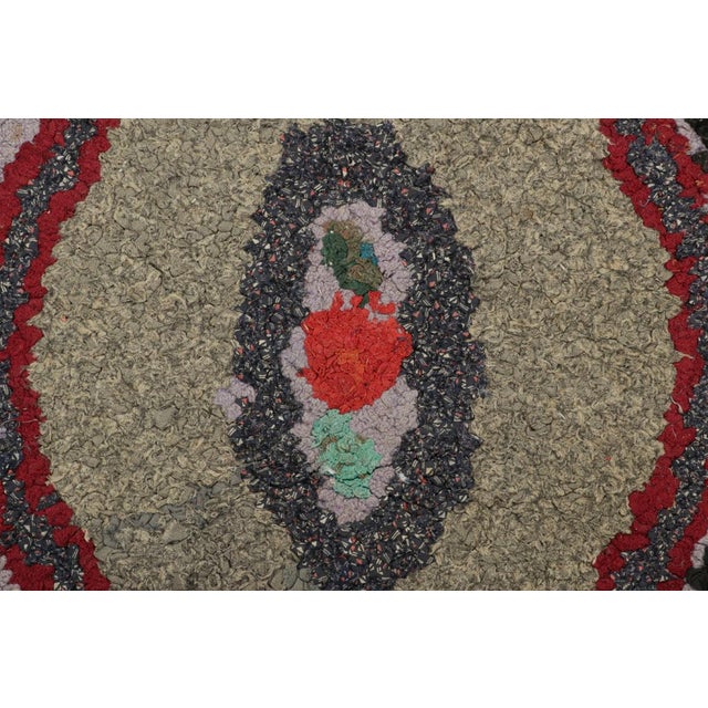 Traditional Antique Hooked Rug With Floral Medallion in Red and Green | Rug & Kilim For Sale - Image 3 of 7