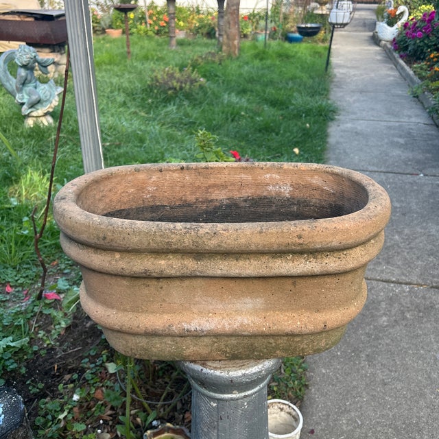 Vintage Large Rustic Wide -Ribbed Oval Terracotta Planter For Sale In Chicago - Image 6 of 12