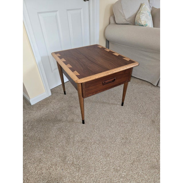 Vintage 1964 MCM walnut and oak end table from the Lane Acclaim collection. This piece has the signature oversized...