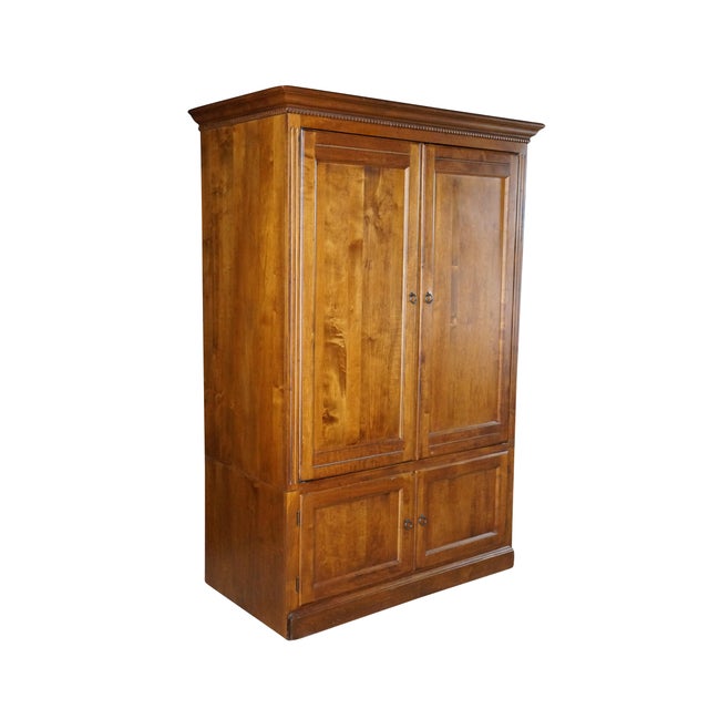 French Country Late 20th Century Ethan Allen Country Crossing Maple Tv Media Entertainment Cabinet 17-9700 For Sale - Image 3 of 18