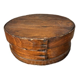 Early 20th Century Antique Primitive Shaker Style Bentwood Round Box For Sale