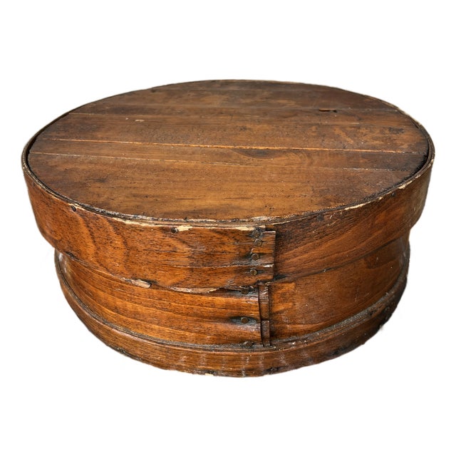 Early 20th Century Antique Primitive Shaker Style Bentwood Round Box For Sale