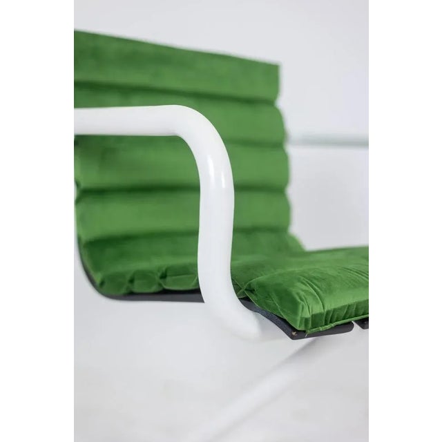 Metal Desk Armchairs in White Lacquered Metal and Velvet, 1970s, Set of 6 For Sale - Image 7 of 11