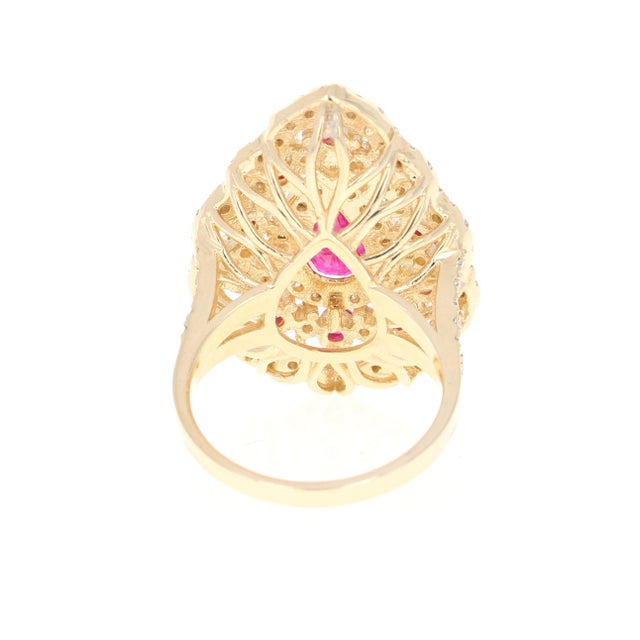 Roshe Jewels 3.38 Carat Ruby Diamond 14 Karat Yellow Gold Cocktail Ring, Size 7 For Sale - Image 4 of 8