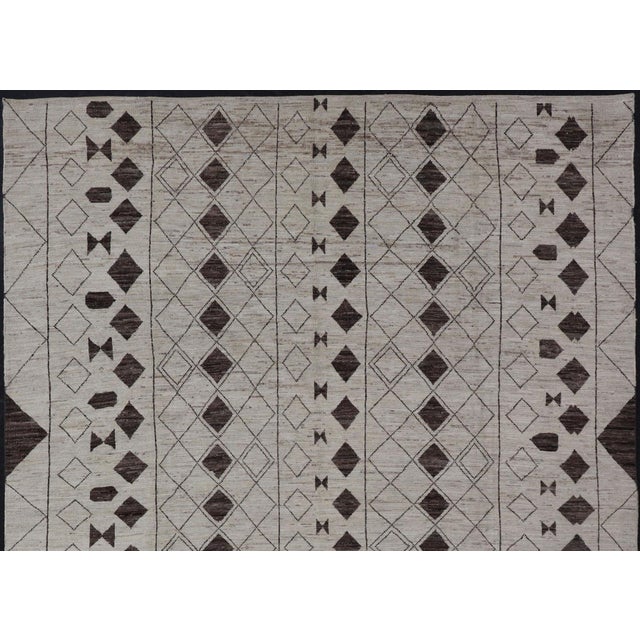 Tribal Casual Modern Design Moroccan Style Rug in Bold Brown Motifs White/Ivory Tones 10'1 X 14'3 For Sale - Image 3 of 13
