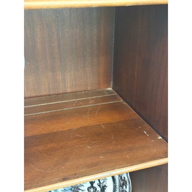 Mid 20th Century Vintage Federal Style Mahogany China Cabinet / Bookcase For Sale - Image 5 of 15