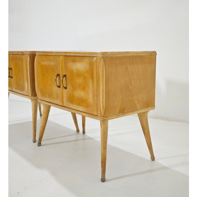 Khaki Mid-Century Modern Curved Light Wood Bedside Tables, Italy, 1950s, Set of 2 For Sale - Image 8 of 18