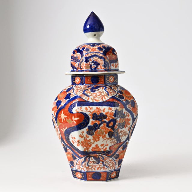Antique Japanese Imari Porcelain Lidded Vase, 1890s For Sale - Image 14 of 14