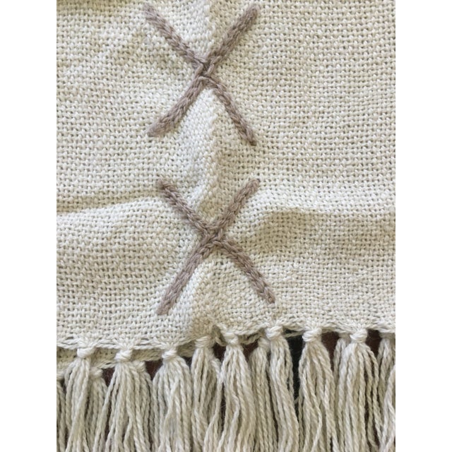 Contemporary Bespoke "Rio X" Llama Wool Throw With Tassels (Cream/Beige) For Sale - Image 3 of 10