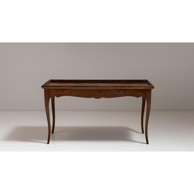20th Century French Chestnut Brown Louis XV Coffee Table in Original Patina For Sale - Image 13 of 15