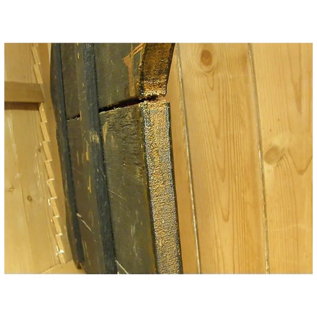 Antique Wooden Hand Painted Hovis Sign with Heel of Bread in Relief For Sale - Image 13 of 18