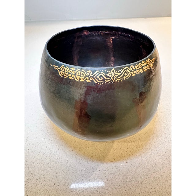 Folk Art Thai Monk Bowl, Soi Ban Bat Bangkok—Artisan Signed, Buddhist Collectible For Sale - Image 3 of 10