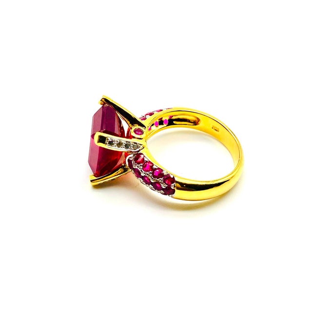 Bochic "Orient" Vintage African Ruby & Diamond Ring Set 18K Yellow Gold &Silver For Sale In New York - Image 6 of 18