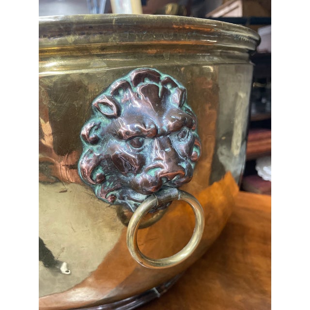 Late 19th Century Crested Brass and Copper Planter/Log Bin For Sale In Nashville - Image 6 of 7