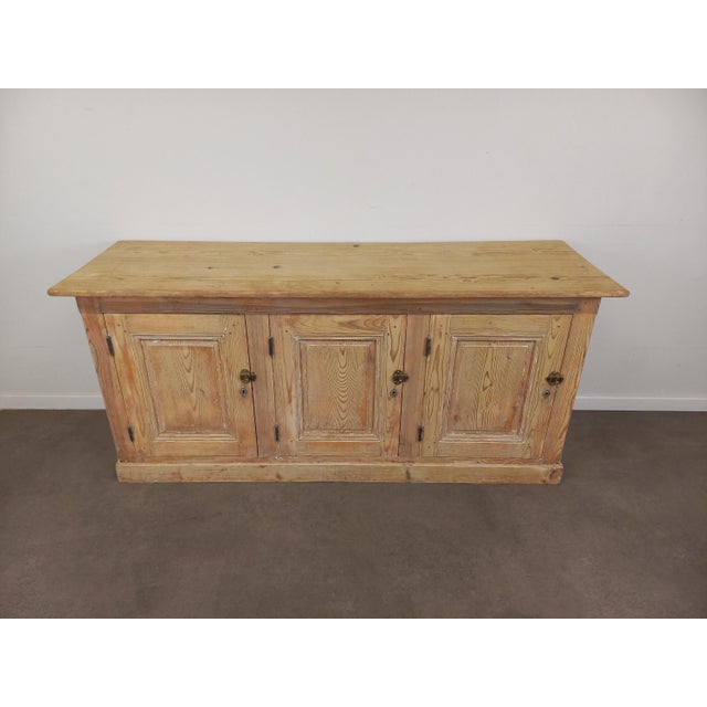 Rustic Rustic Three-Door Sideboard in Fir For Sale - Image 3 of 18