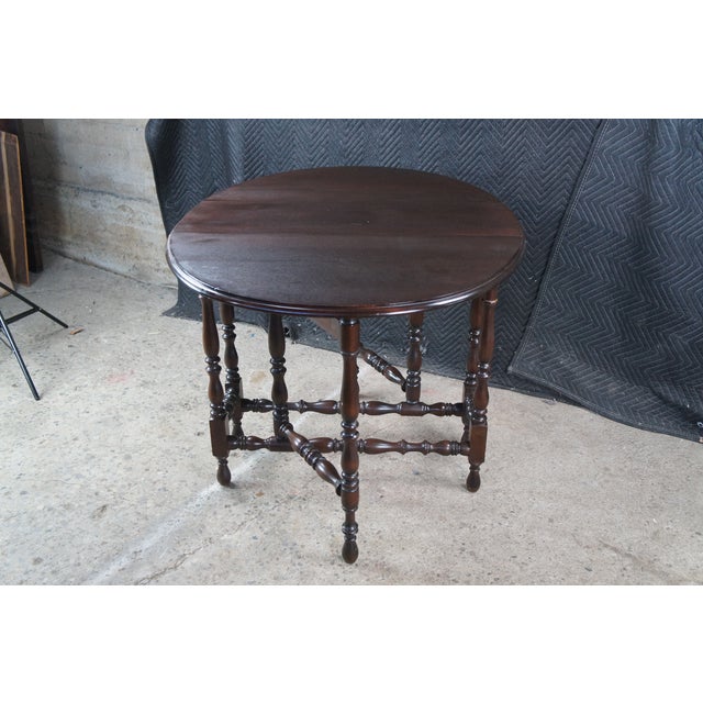 Wood Antique Elite William & Mary Style Walnut Oval Drop Leaf Gateleg Console Table For Sale - Image 7 of 11