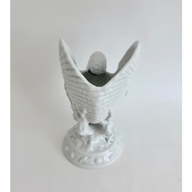 Chinoiserie Porcelain Blanc De Chine Nautilus Shell Vase For Sale - Image 3 of 7