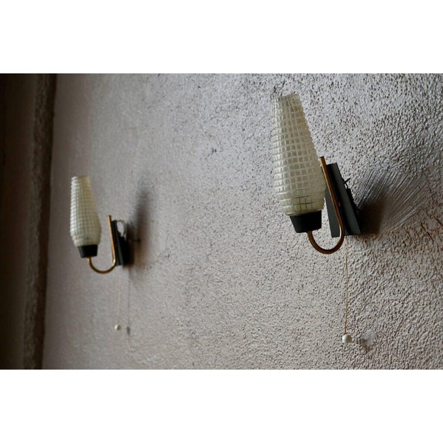 In true midcentury style, these vintage wall lights will prove to be decorative accessories full of pep and energy. The...