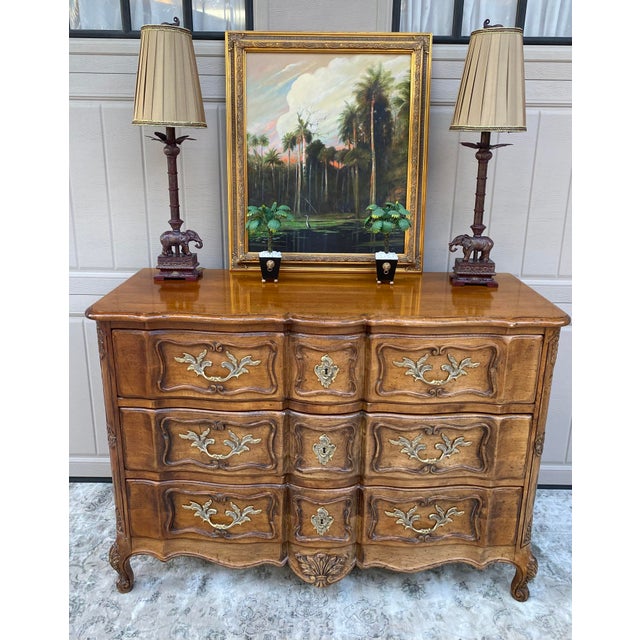 White fine hotsell furniture dresser