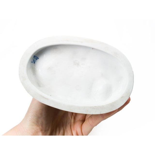 Traveling Couple Figurine from Capodimonte For Sale - Image 5 of 9