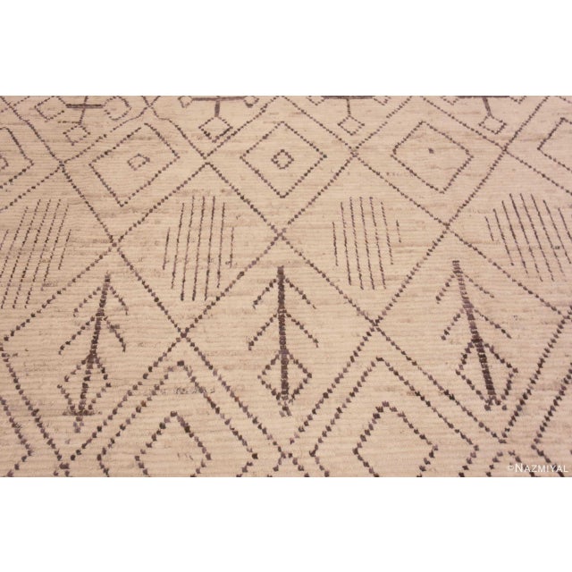 Nazmiyal Collection Modern Ivory Cream Tribal Geometric Moroccan Beni Ourain Design Rug For Sale - Image 4 of 9
