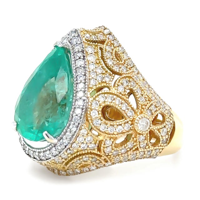 Bespoke 18ct White & Yellow Gold Emerald & Diamond Dress Ring 6.68ct For Sale - Image 4 of 8