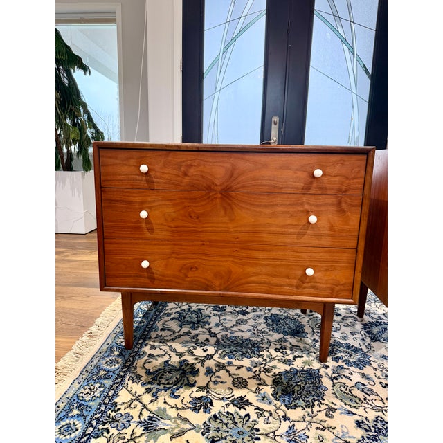 Mid-Century Modern 1960s Pair of Drexel Declaration Walnut 3-Drawer Dressers by Kipp Stewart | Mid-Century Modern For Sale - Image 3 of 18