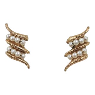 Vintage 1964 Napier Book Piece Faux-Pearl Clip Earrings- 2 Pieces For Sale