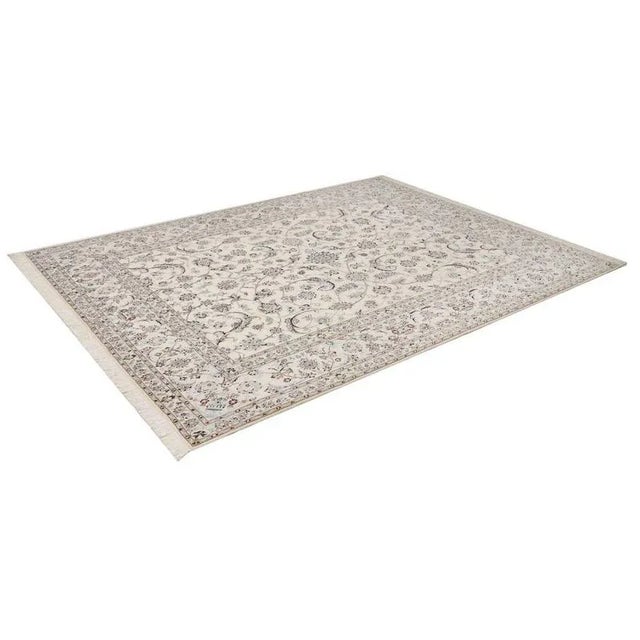 Nain rug | Knot density: approx. 900.000 knots/m² | Material: 100% virgin wool (pile), 100% cotton (warp) | Size: 205 x...