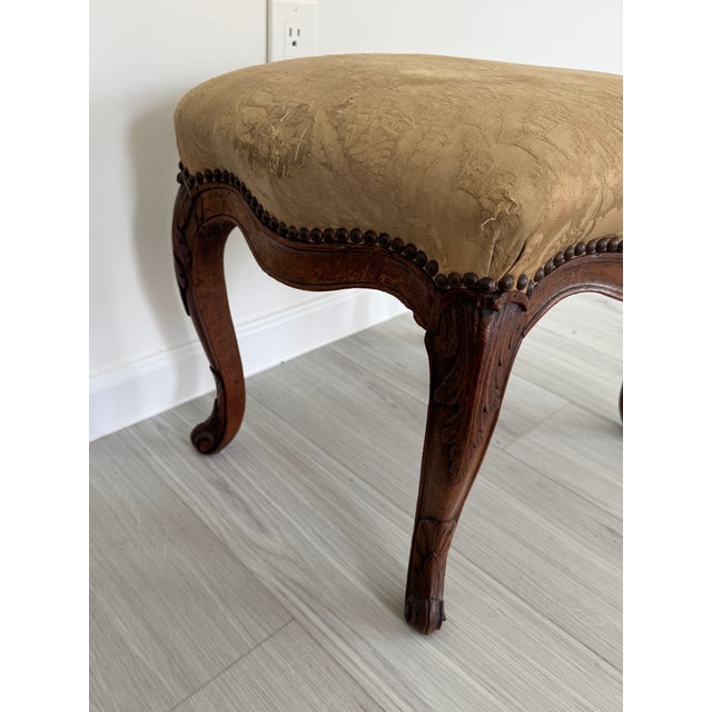 French Antique Louis XV Style Bench or Footstool With Nailhead Trim For Sale - Image 3 of 7