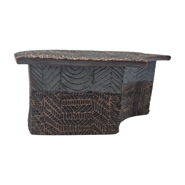 Late 20th Century Studio Pottery Sgraffito Carved Lidded Box, Signed For Sale - Image 5 of 11