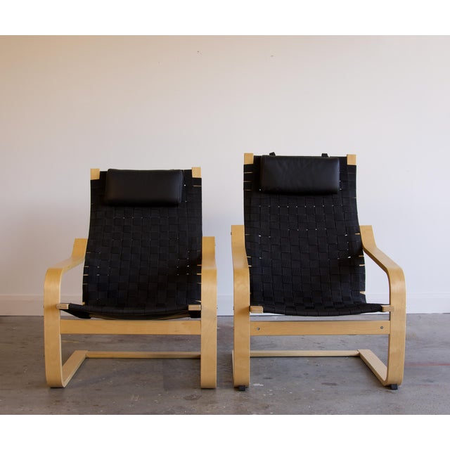 1990s Pair, Limited Edition Alvar Aalto 406 Tribute Poäng "Poem" Chairs by Noboru Nakamura for Ikea, 1999 For Sale - Image 5 of 6