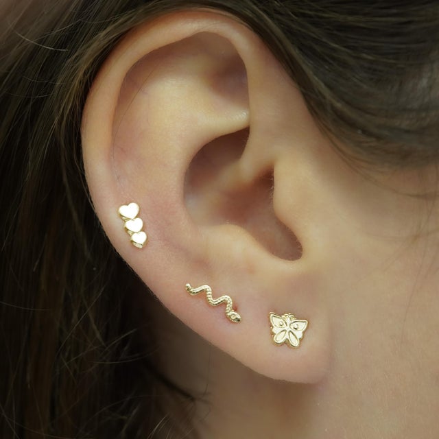 2020s 14k Solid Yellow Gold Dainty Butterfly Stud Earrings Screw Back Closure - 2 Pieces For Sale - Image 5 of 9