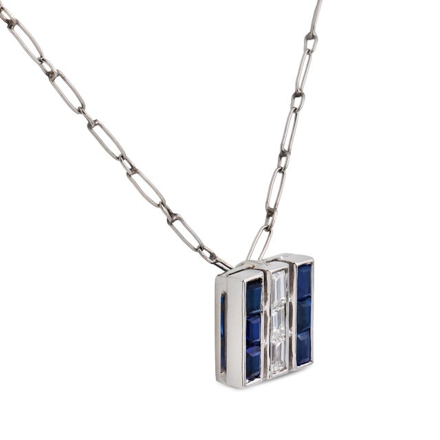 Art Deco 1920s Art Deco Sapphire Diamond Platinum Necklace For Sale - Image 3 of 6