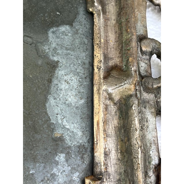 18th Century Period Rococo Venetian Carved and Silvered Mirror For Sale - Image 11 of 14